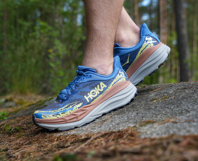 Hoka M STINSON 7 Foggy Night / Cardamom – Framsport