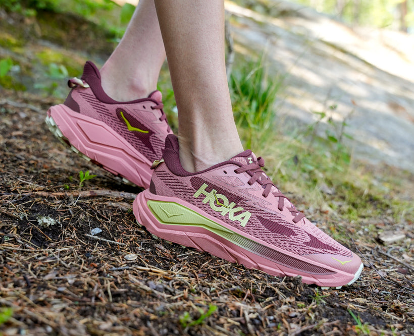 Hoka W CHALLENGER 8 WIDE Blush / Dark Cedar