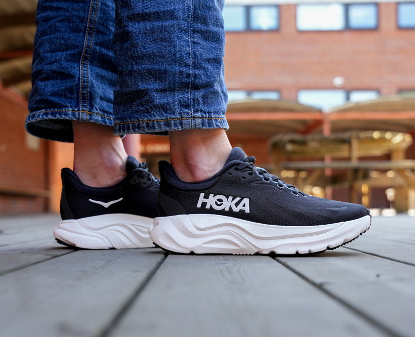 Hoka W ARAHI 8 WIDE Black / White