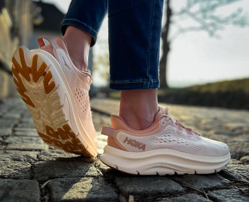 Hoka W KAWANA 2 Vanilla / Sandstone – Framsport