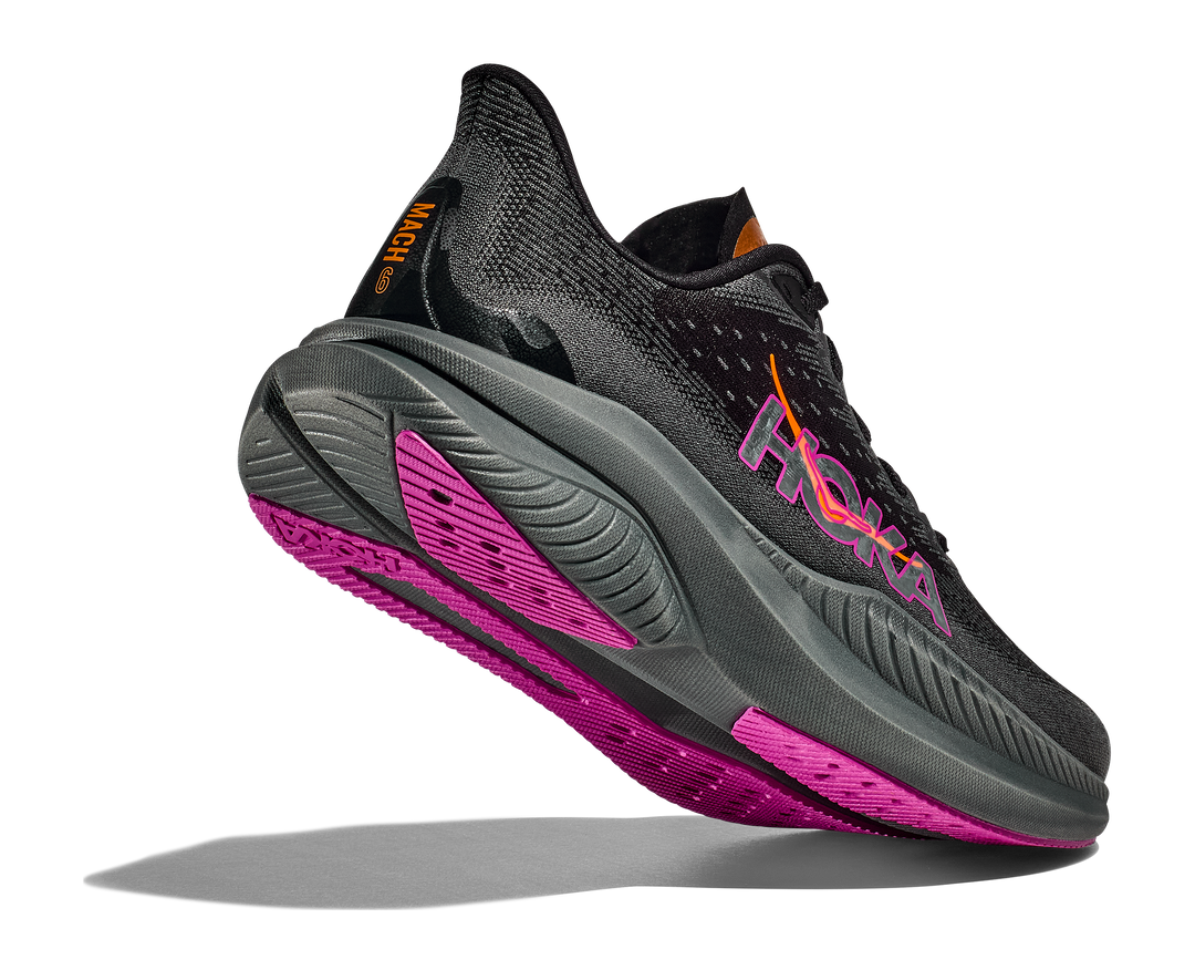 Hoka W MACH 6 Black / Fuchsia