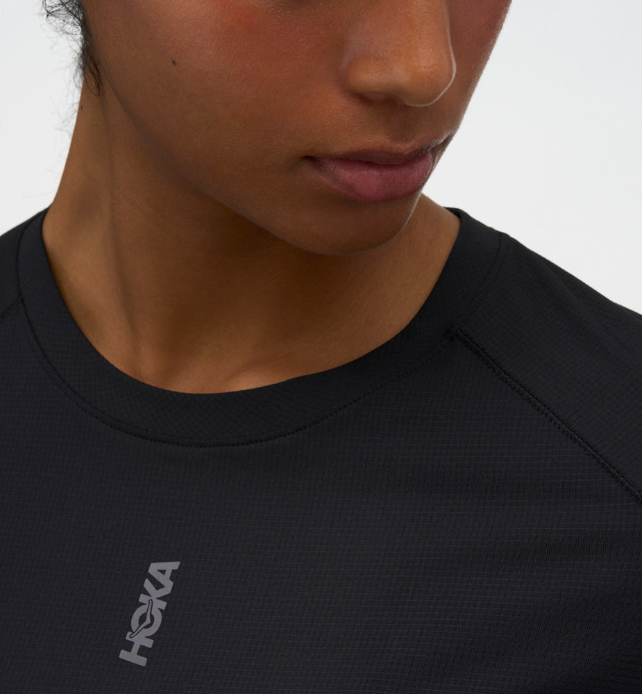 Hoka W EVERYRUN SHORT SLEEVE Black
