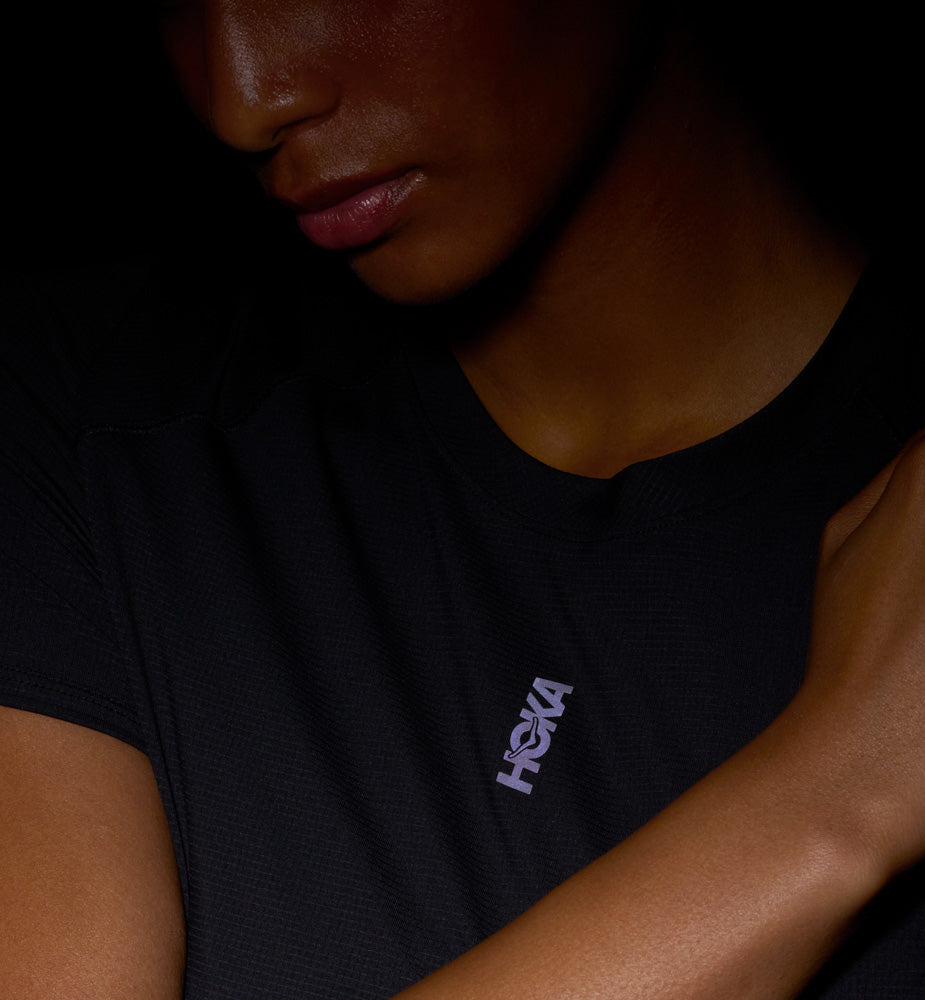 Hoka W EVERYRUN SHORT SLEEVE Black