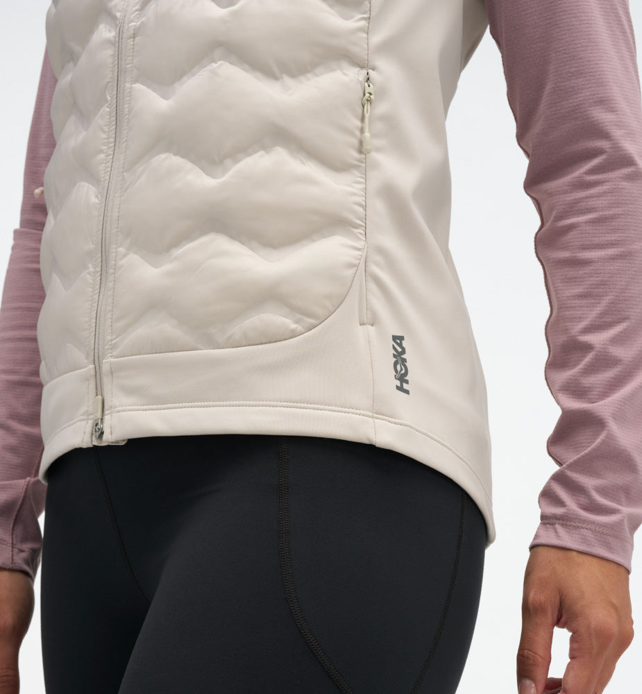 Hoka W SKYFILL INSULATED VEST River Rock Grey