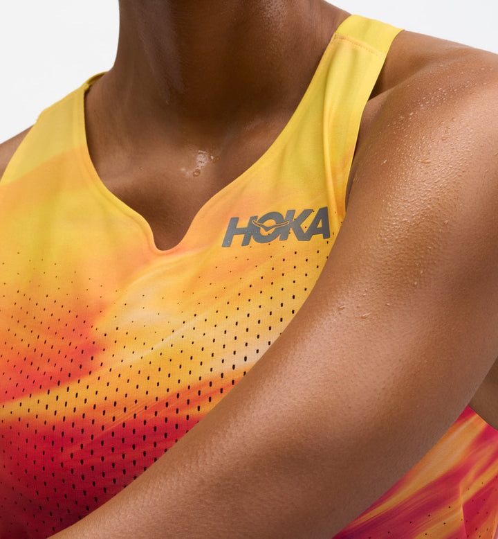 Hoka W RACE DAY SINGLET TR PRT Hoka Citrust Prt