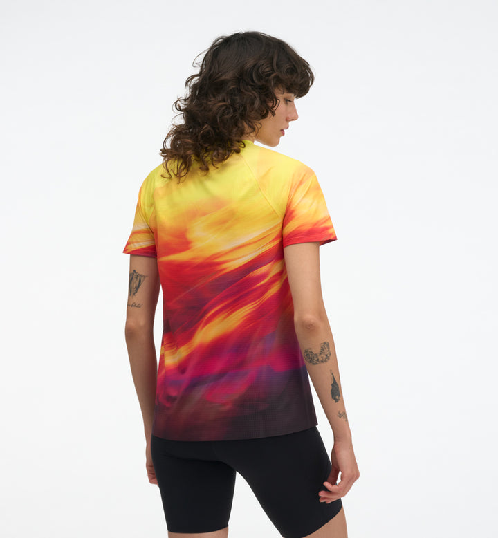 Hoka W RACE DAY SHORT SLEEVE TR PRT Hoka Citrus Prt