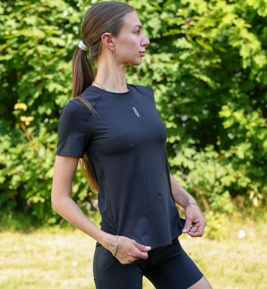Hoka W EVERYRUN SHORT SLEEVE Black