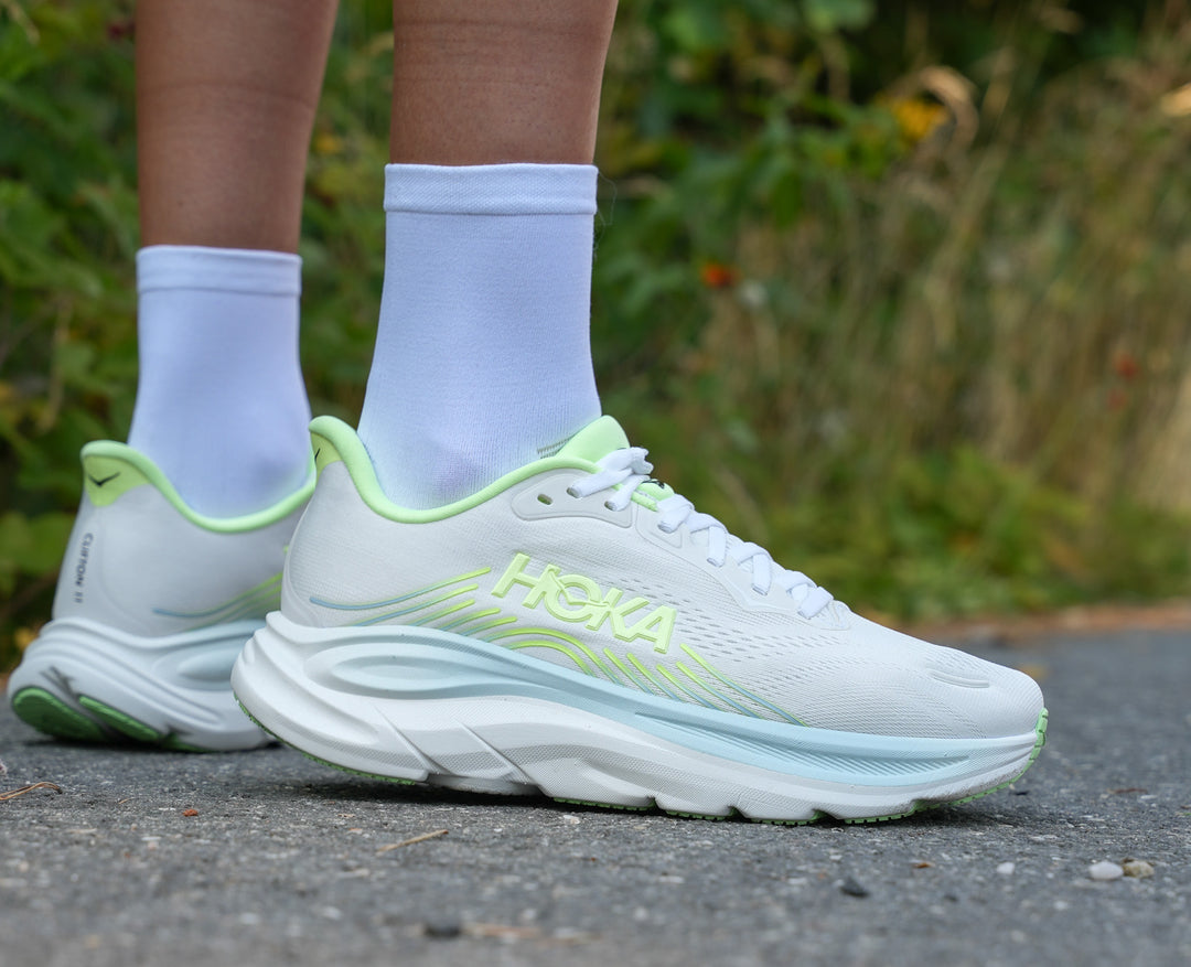 Hoka W CLIFTON 11 WIDE Frost / Neon Yuzu