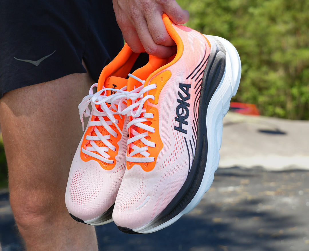 Hoka M CLIFTON 11 Neon Tangerine / Frost