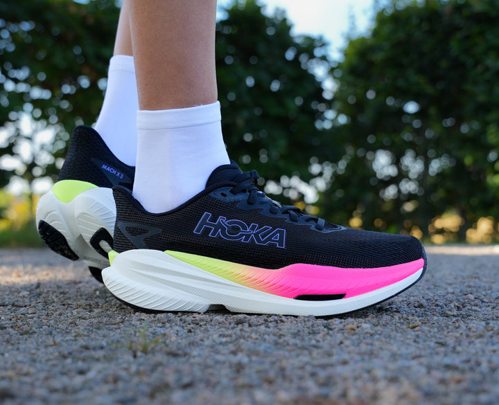 Hoka W MACH X 3 Black / Neon Nebula