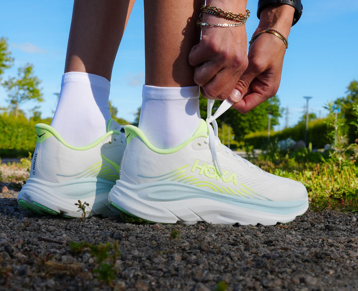 Hoka W CLIFTON 11 Frost / Neon Yuzu