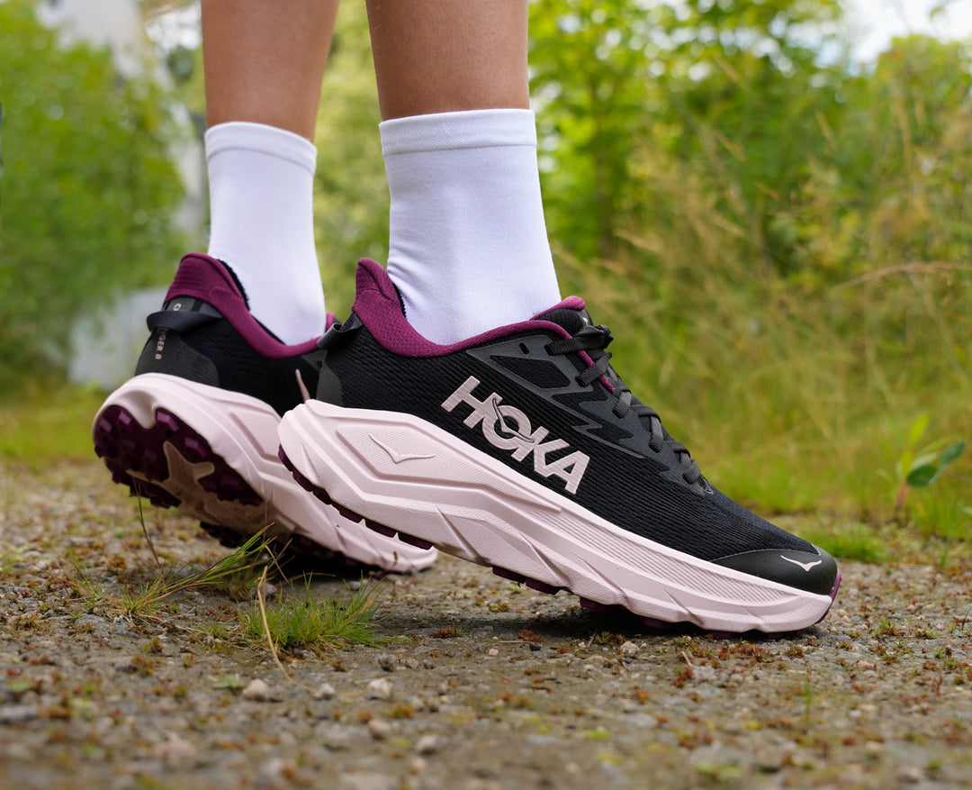 Hoka W CHALLENGER 8 Black / Pink Opal
