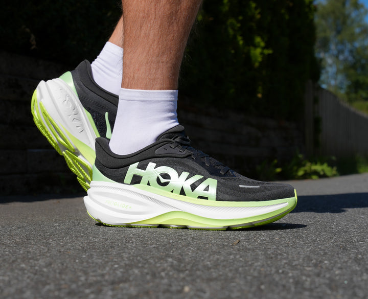 Hoka M CLIFTON PRO Carbon Black / Tart Apple