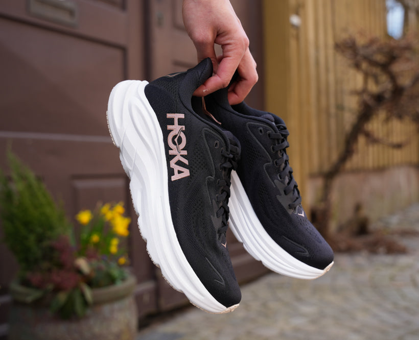 Hoka W CLIFTON 10 Black / Rose Gold