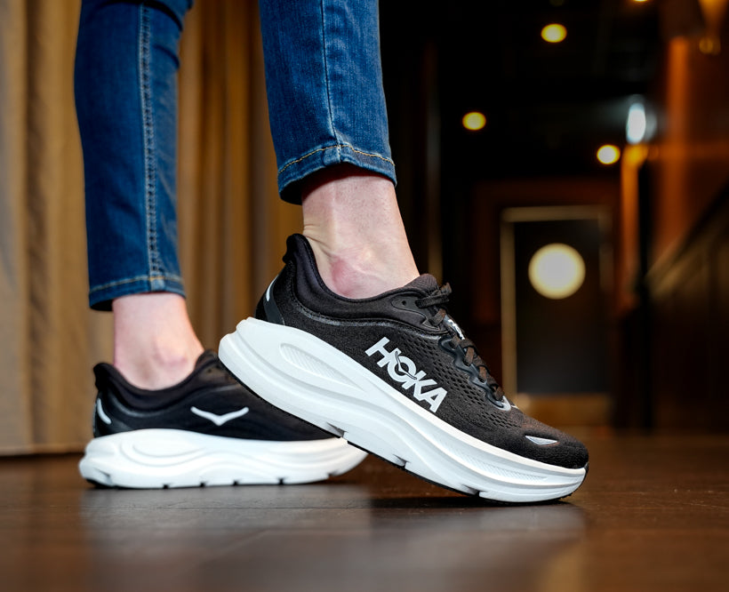 Hoka W BONDI 9 WIDE Black / White