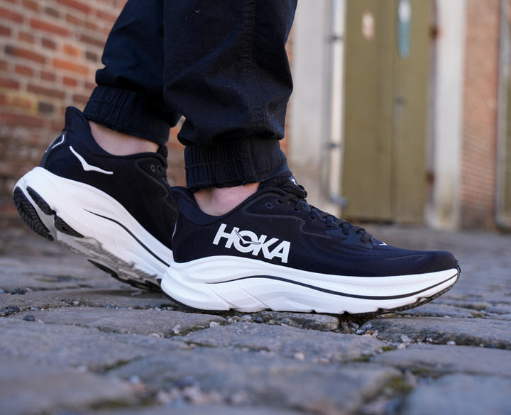 Hoka M CLIFTON 10 Black / White