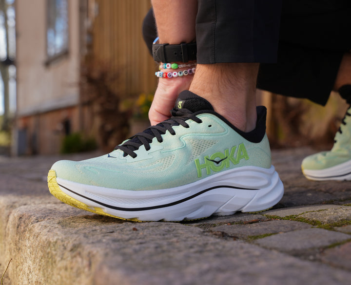 Hoka M CLIFTON 10 Mint Fluorite / Luna Moth