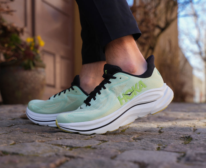 Hoka M CLIFTON 10 Mint Fluorite / Luna Moth