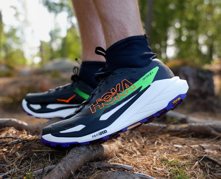 Hoka M TECTON X 4 Black / Neon Green