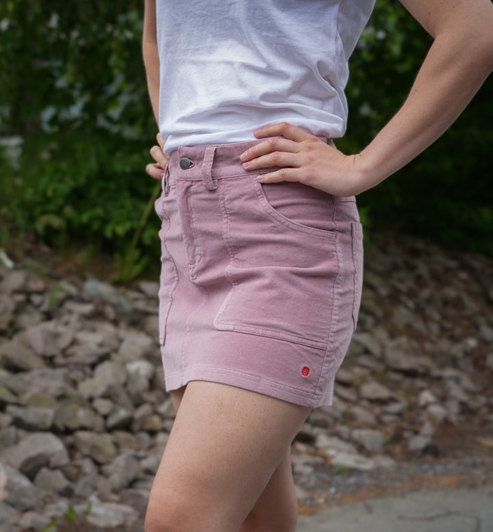 Amundsen Sports Concord Skirt G. Dyed Womens Faded Peony Pink