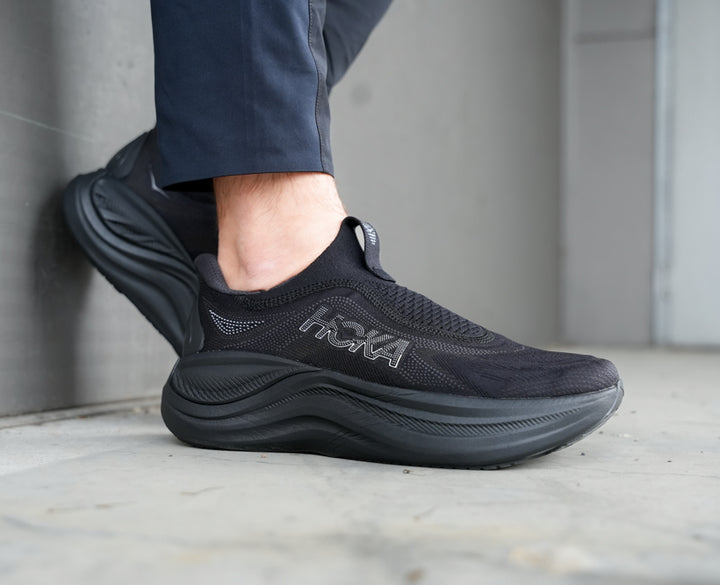 Hoka M SKYWARD LACELESS Black / Black