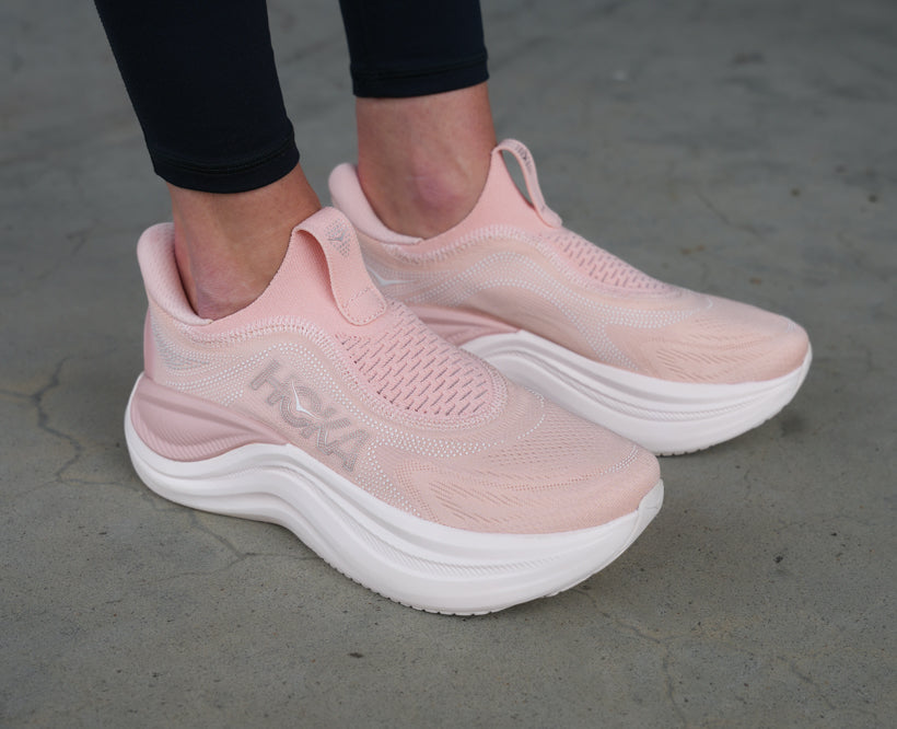 Hoka W SKYWARD LACELESS Rose Latte / Rose Cream