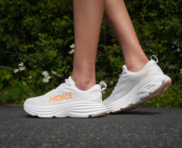 Hoka W BONDI 8 White / Cantaloupe