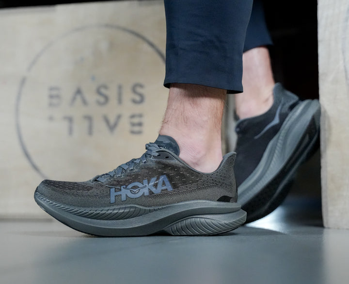 Hoka M MACH 6 Black / Black