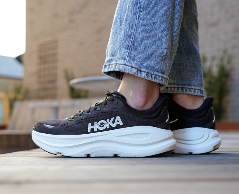 Hoka W BONDI 9 Black / White