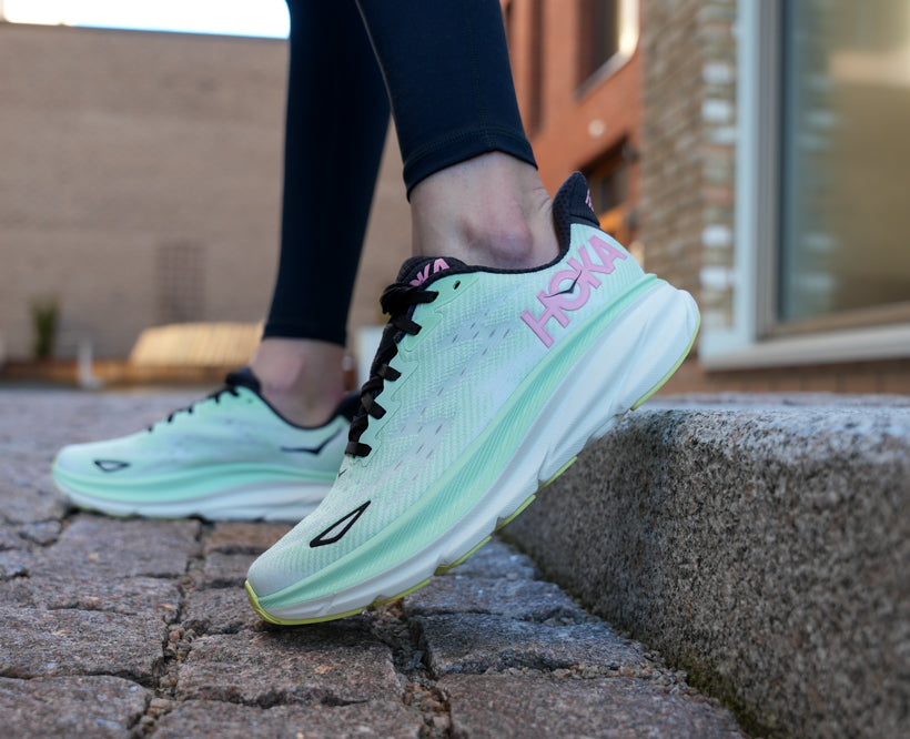 Hoka W CLIFTON 9 Mint Fluorite / Snow Melt