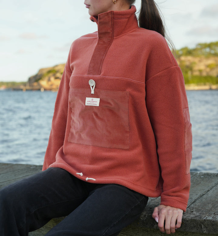 Amundsen Sports V-Bond Cord Fleece Womens Terra Red/Red