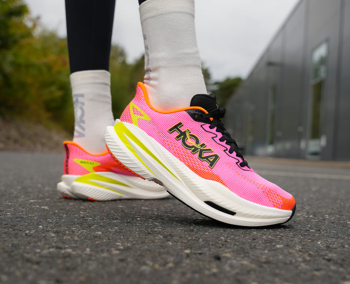 Hoka W MACH X 3 Neon Rose / Neon Tangerine