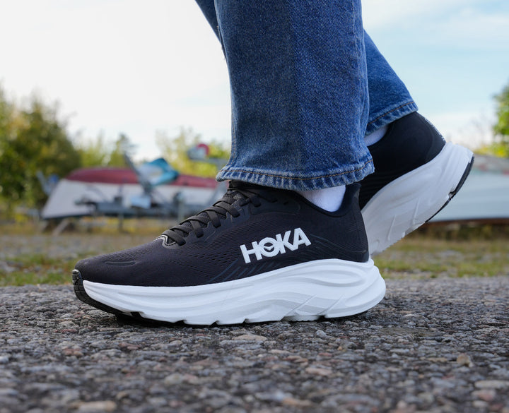 Hoka M CLIFTON 11 Black / White