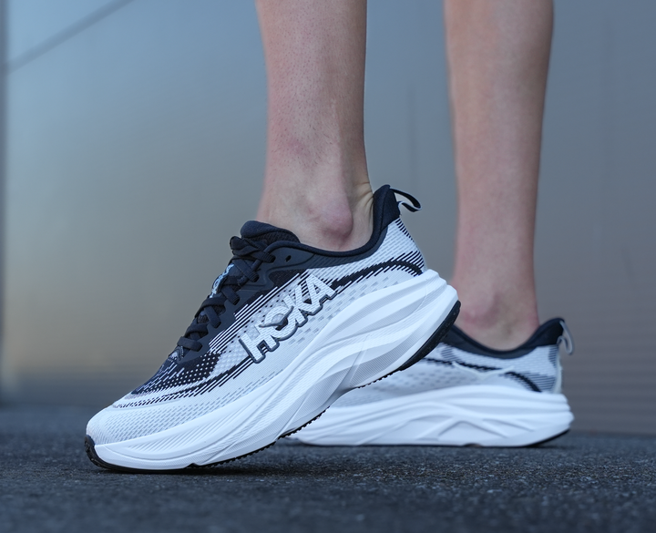 Hoka W SKYFLOW Black / White