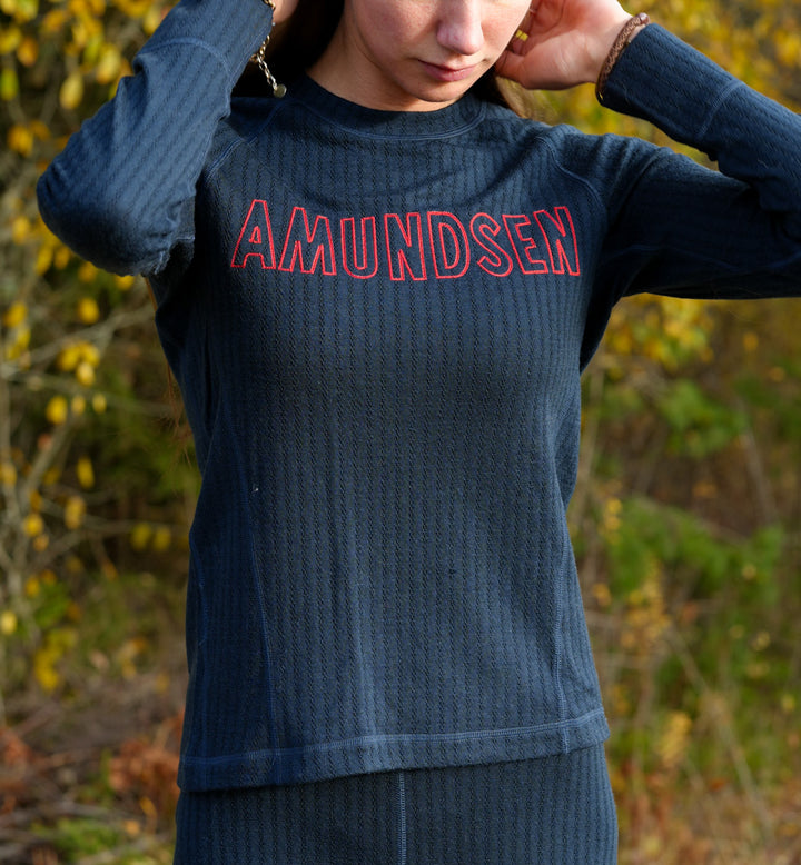 Amundsen Sports Hero's Hide Crew Neck Womens Faded Navy/Logo
