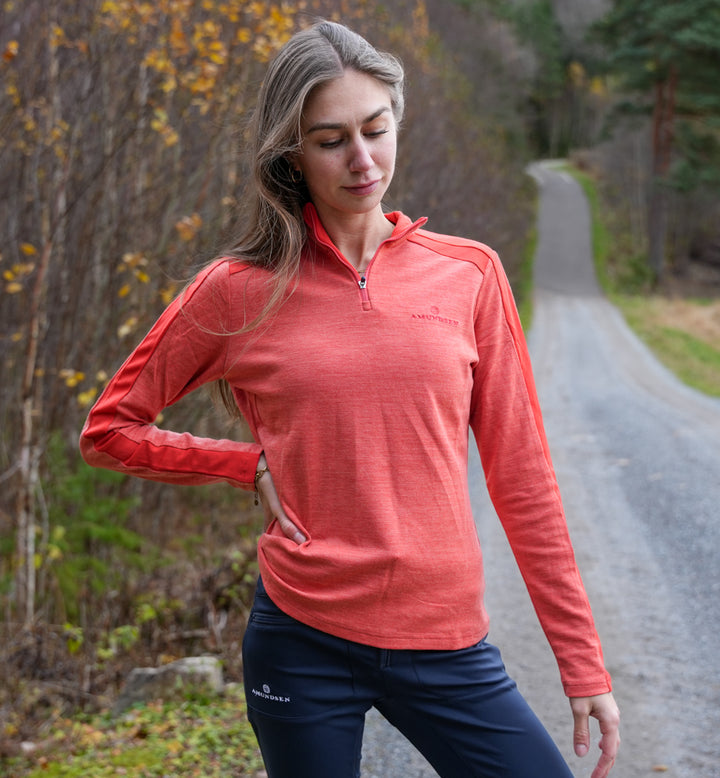 Amundsen Sports 5Mila Half Zip Womens Weathered Red