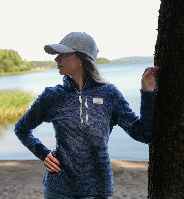 Amundsen Sports Hut Half Zip Womens Faded Navy