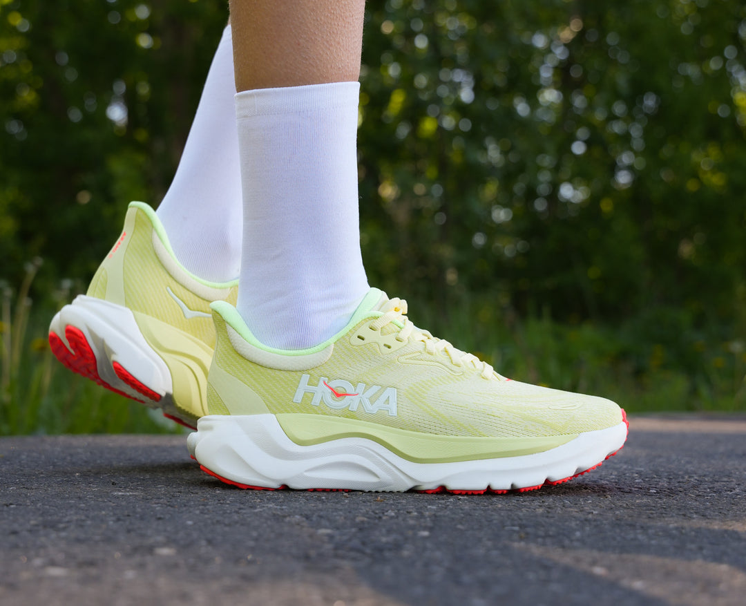 Hoka W ARAHI 8 Sunlight / Neon Yuzu