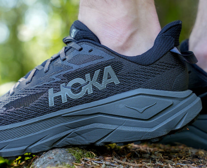 Hoka M CHALLENGER 8 Black / Outer Orbit