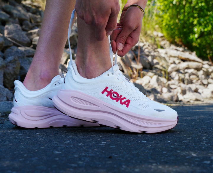 Hoka W BONDI 9 WIDE White / Pink Opal