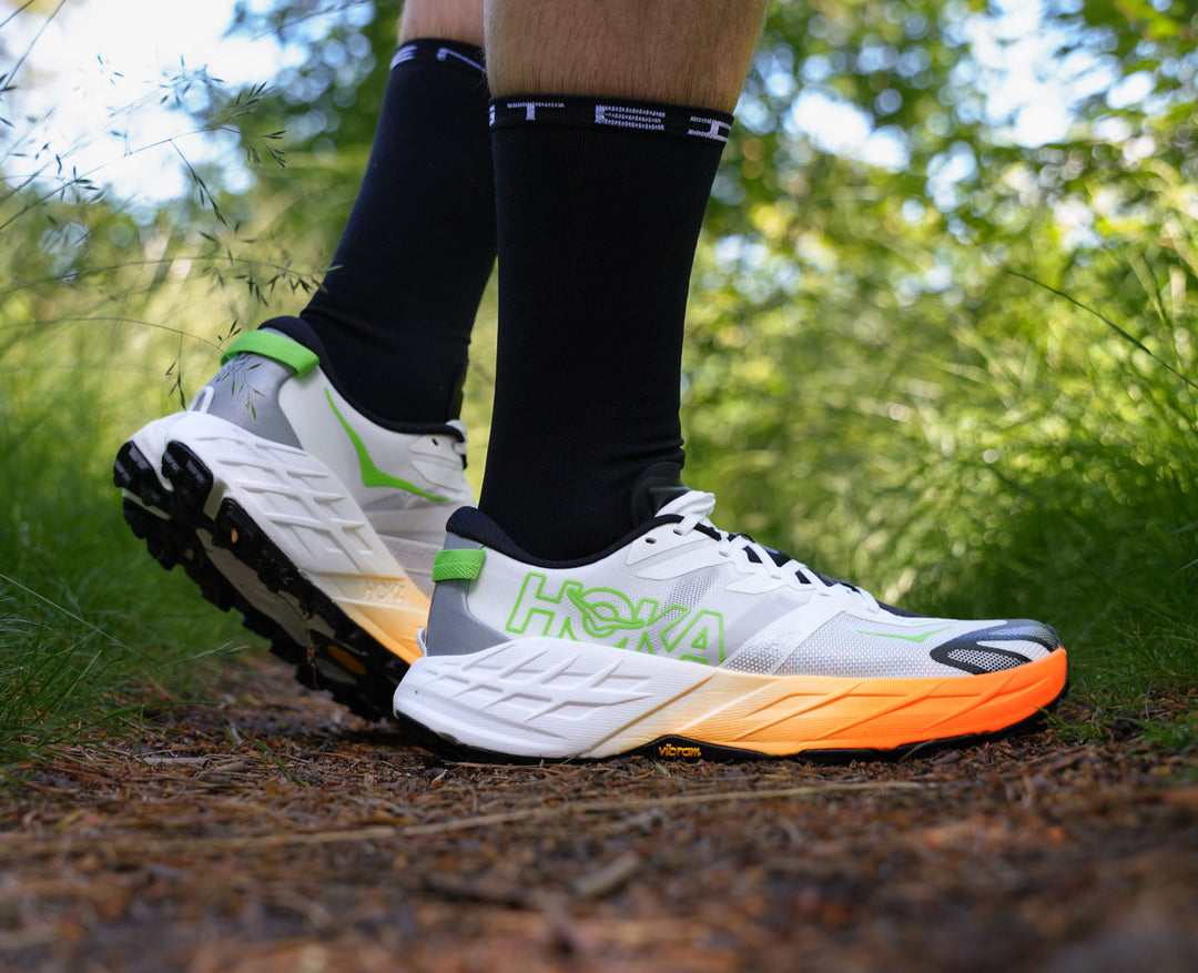 Hoka M SPEEDGOAT 7 Frost / Neon Tangerine