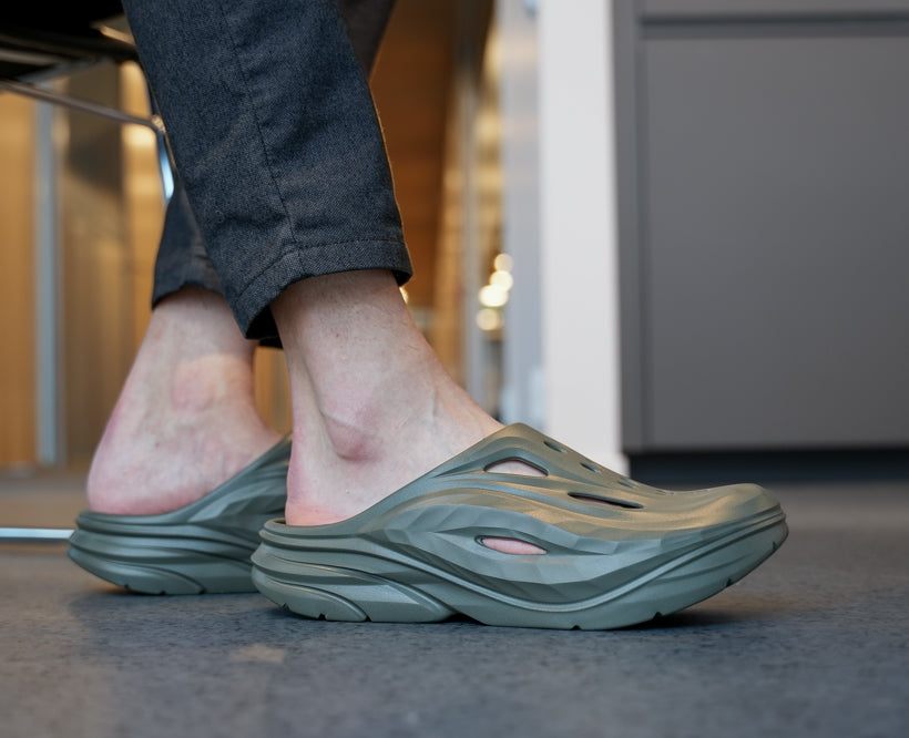 Hoka U ORA RECOVERY MULE Slate / Slate – Framsport
