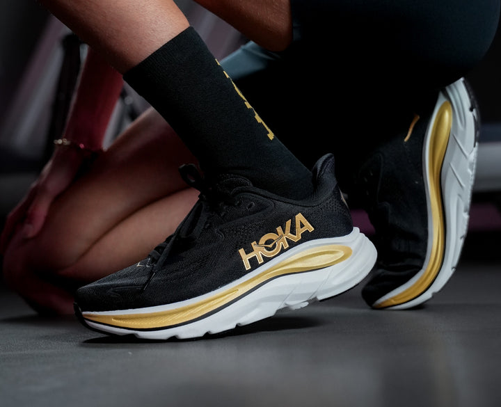 Hoka W CLIFTON 10 Black / Gold