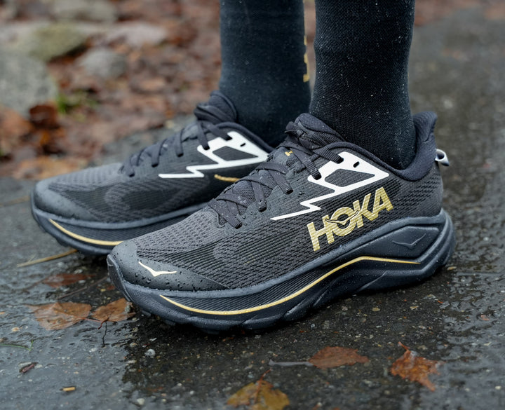 Hoka W CHALLENGER 8 Black / Gold