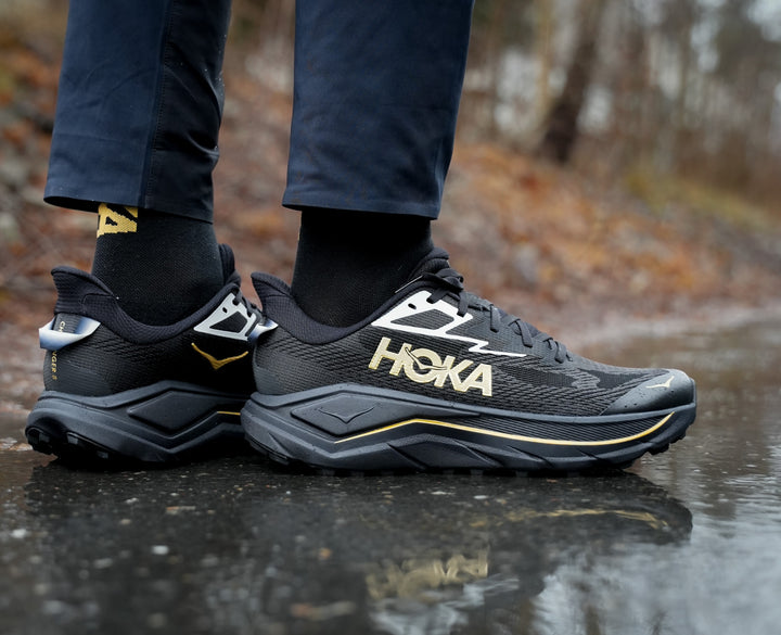 Hoka M CHALLENGER 8 Black / Gold