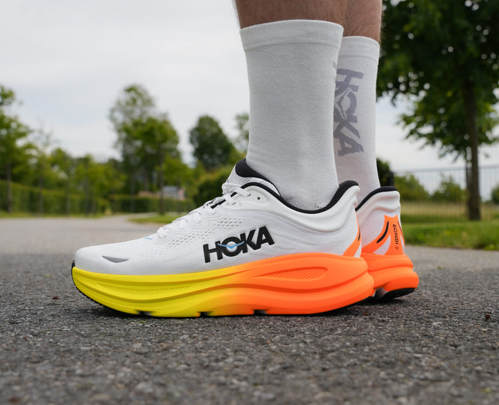Hoka M BONDI 9 White / Neon Tangerine