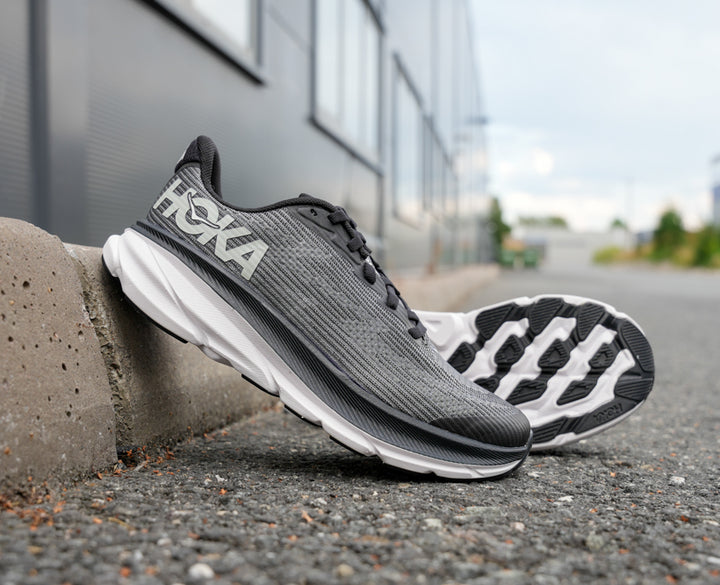 Hoka Y CLIFTON 9 YOUTH Black / White