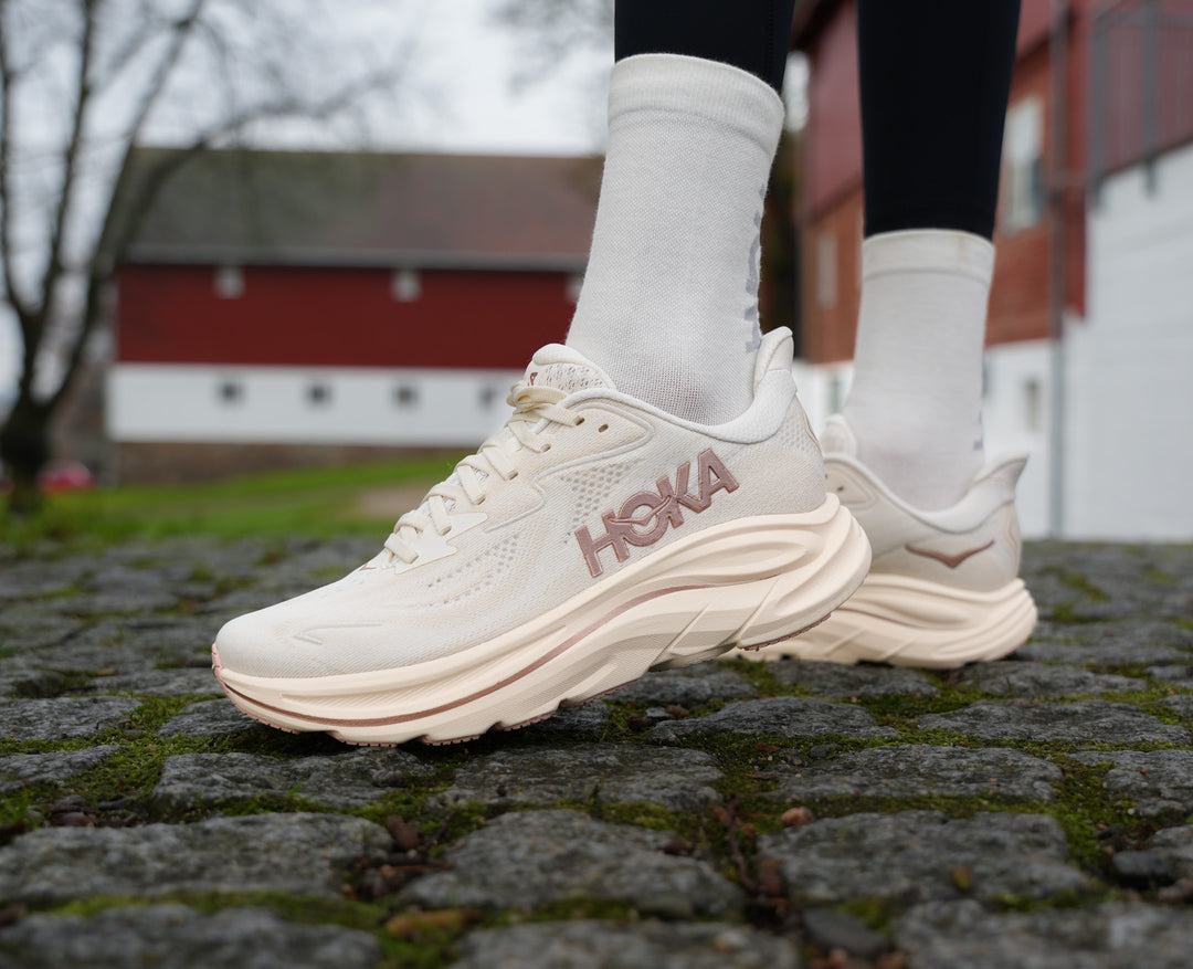 Hoka W CLIFTON 10 Alabaster / Rose Gold