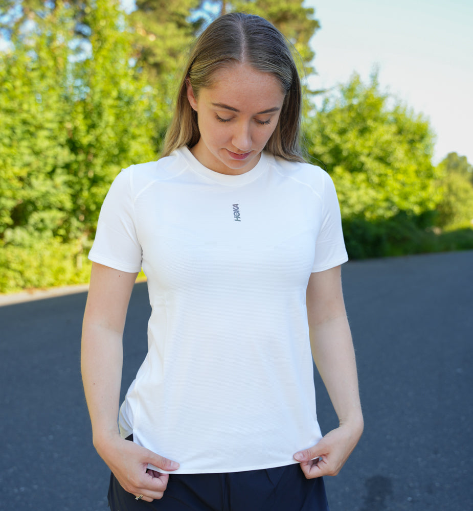 Hoka W EVERYRUN SHORT SLEEVE White