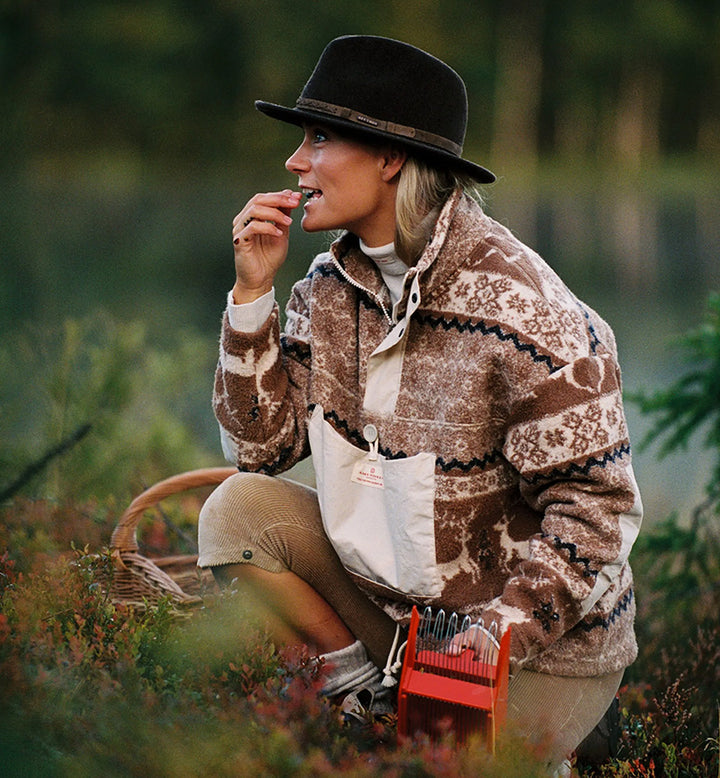 Amundsen Sports V-Bond Tradition Fleece Womens Cowboy Pattern